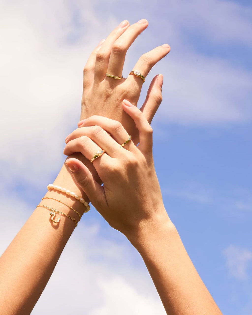 Midi34 Gold Satellite Bracelet