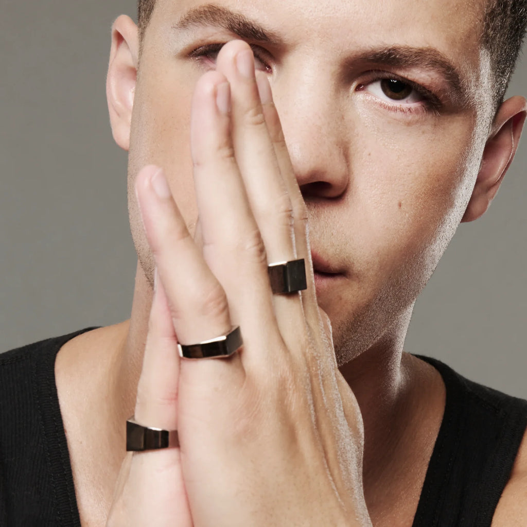 Prisme Ring Out of the Ordinary