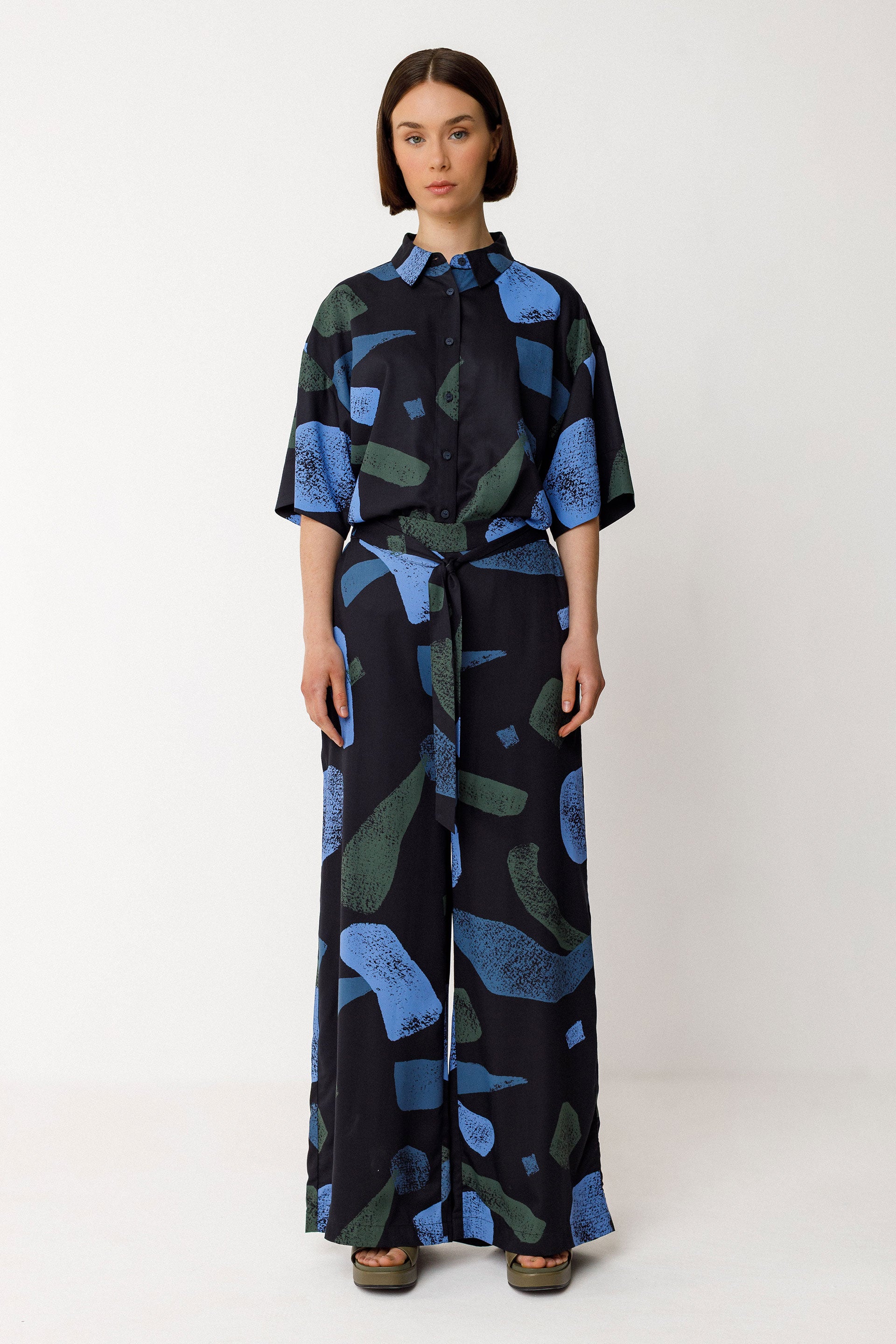 Eukene Black Multi Shirt SKFK