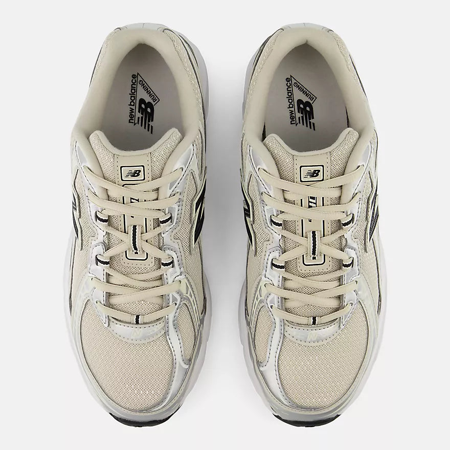 Chaussure 740 Timberwolf/Noir New Balance
