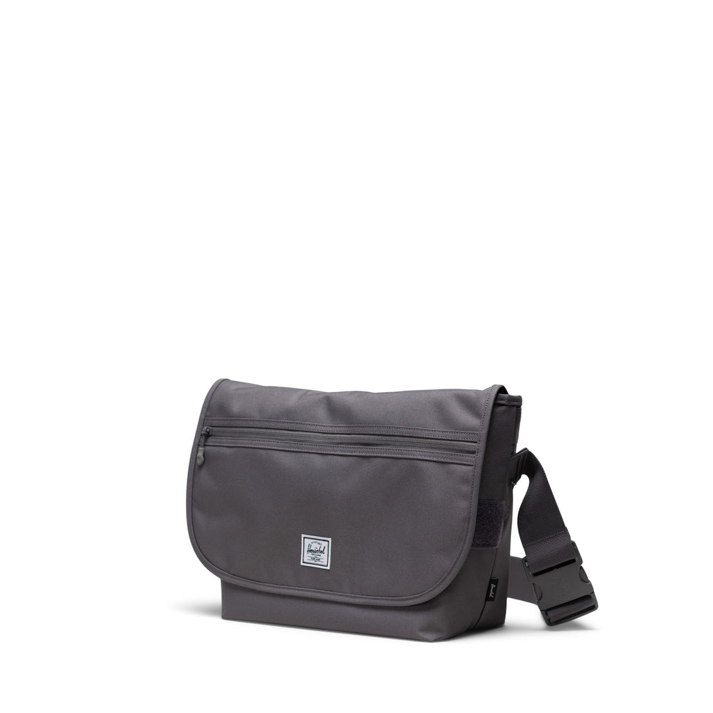 Herschel Mid-Volume Grade Bag