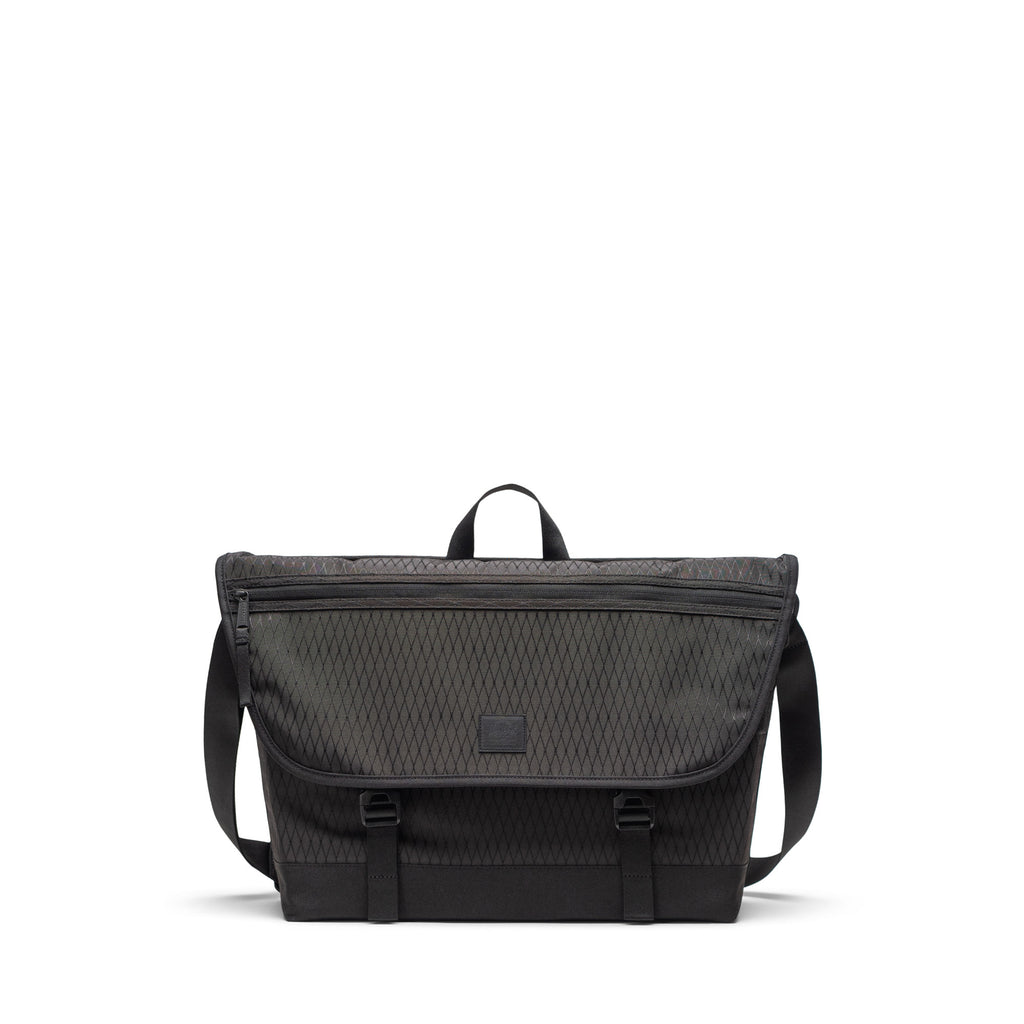 Sac Cove Messenger Herschel