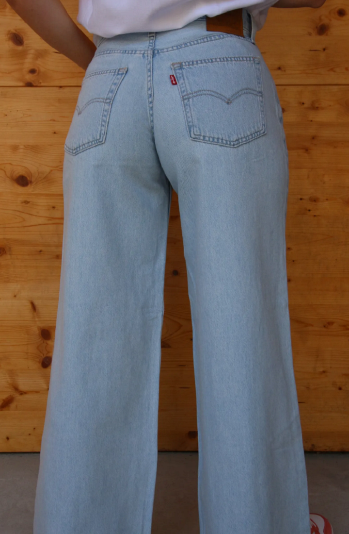 Levi's Never Going to Change Wide Leg Baggy Dad Jeans