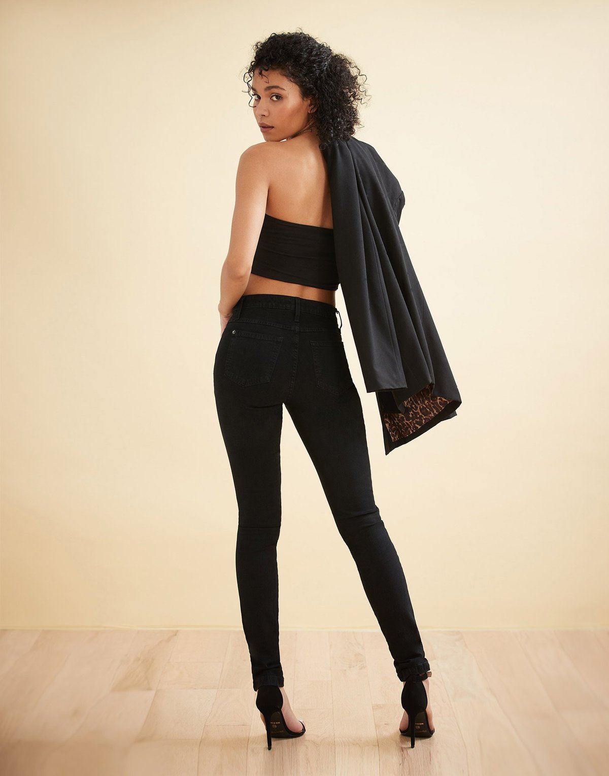 High-Rise, Straight & Narrow, SWP1130BK Yoga Jeans