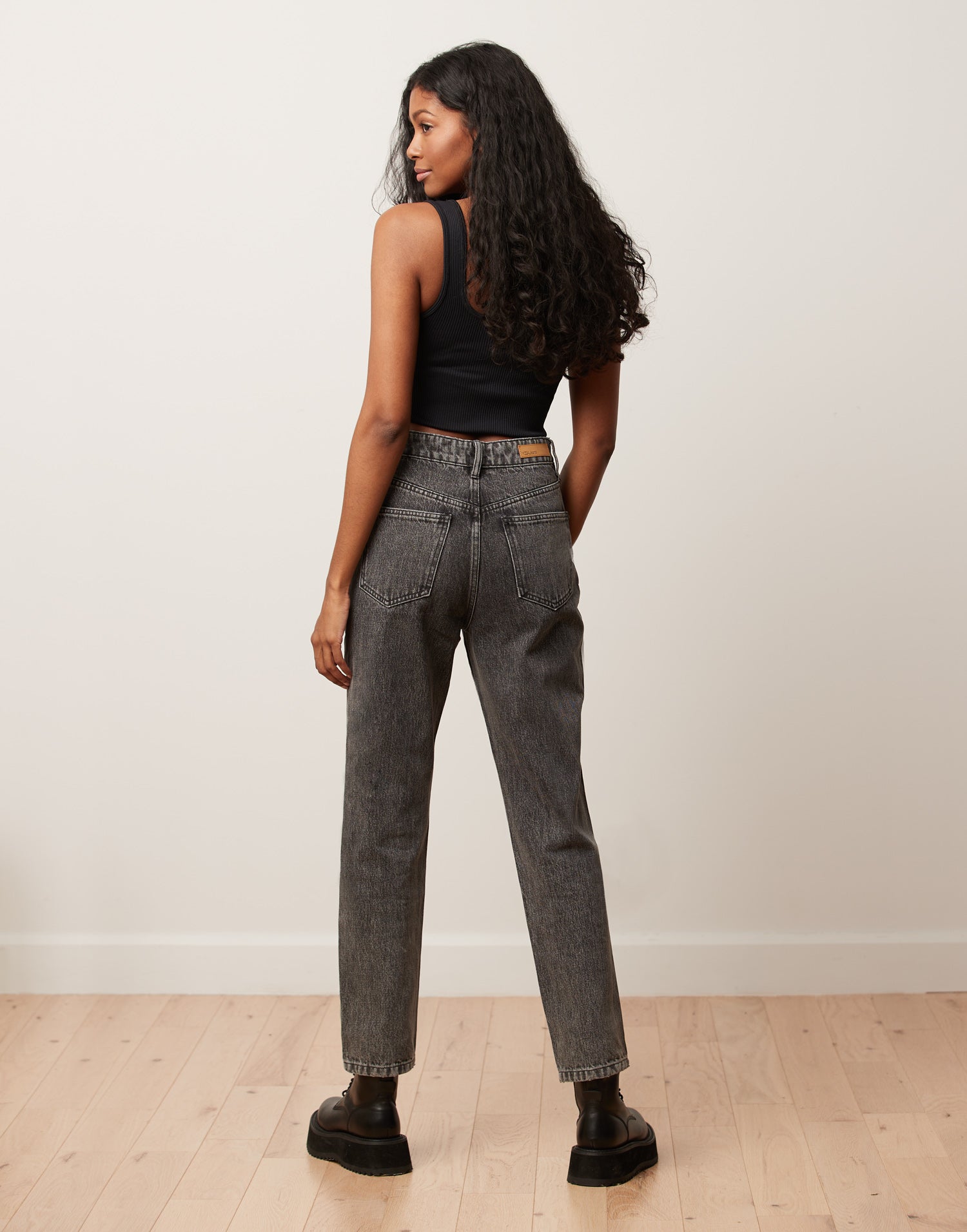 Jeans Emily Noir Acid Yoga Jeans