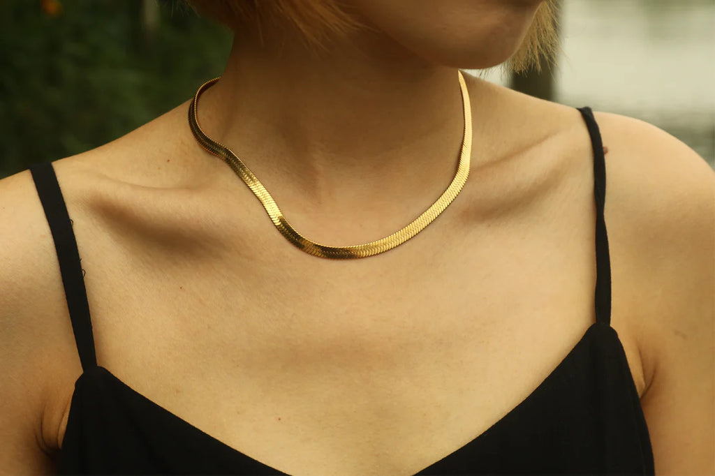 Isabella Or Hackney Nine Chain