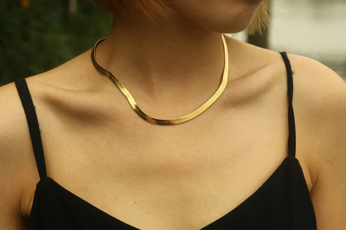 Isabella Or Hackney Nine Chain