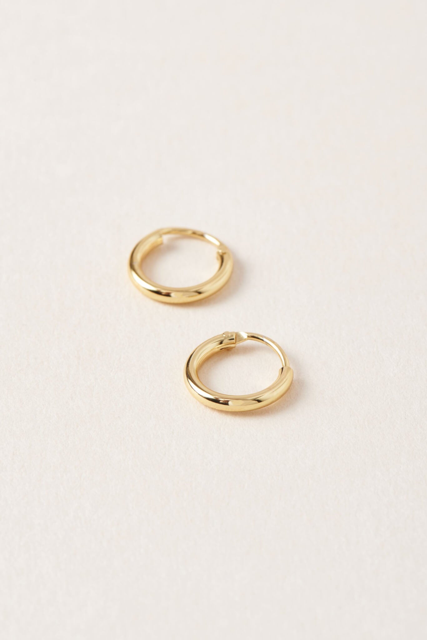 Maxim 10mm Gold Hoop Earrings Midi34
