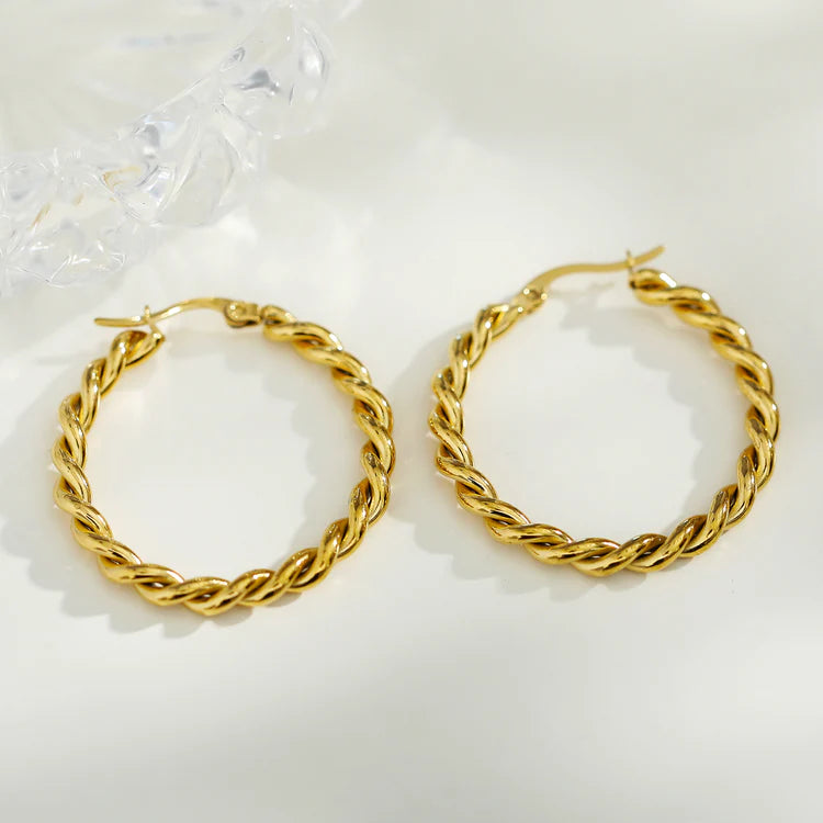 Suki Gold Hackney Nine Earrings