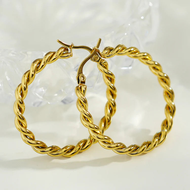 Suki Gold Hackney Nine Earrings