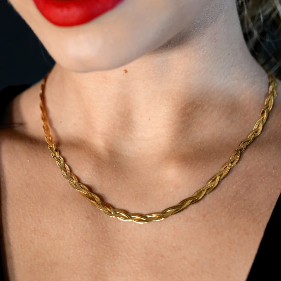Tara Or Hackney Nine Chain