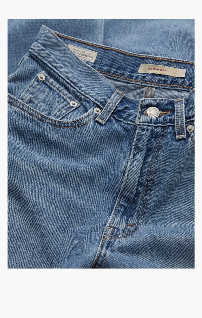 Levi's Women's 80s Mom Jeans Medium Indigo