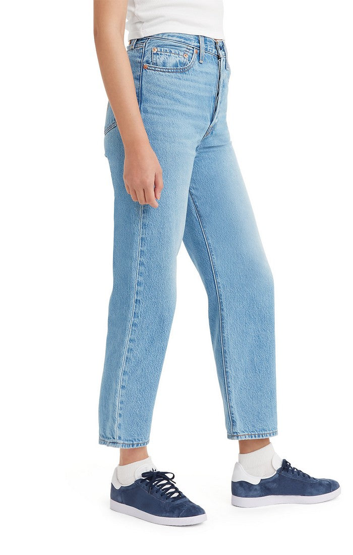 Levi's Ribcage Ankle Jeans In The Middle